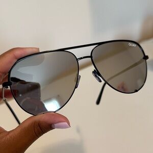Quay Australia High Key sunglasses in Black/Black